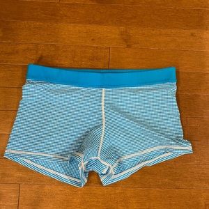 Lululemon sz 8 reg women’s shorts